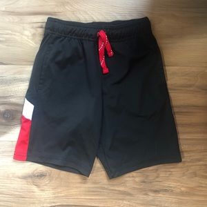 💙 Boys athletic shorts